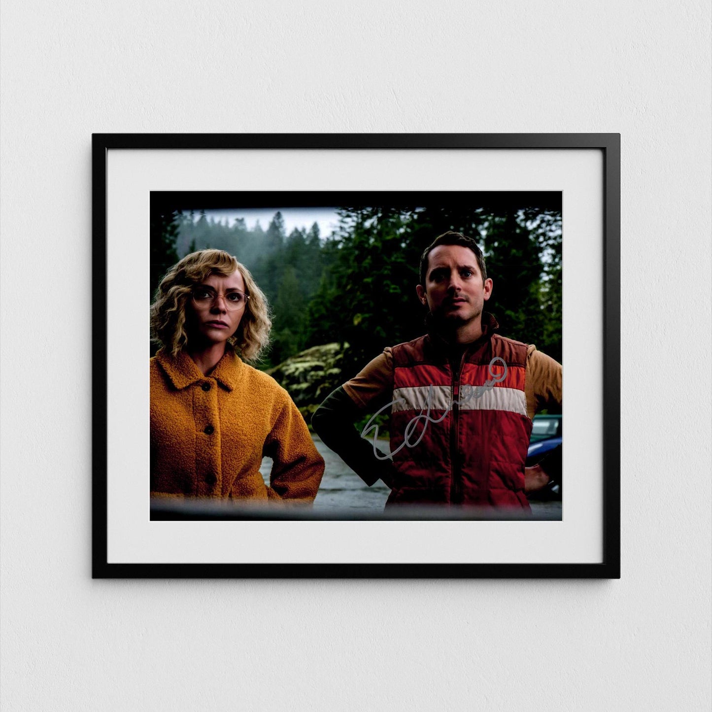 Elijah Wood Autograph Signed Poster Authentic Signature with COA