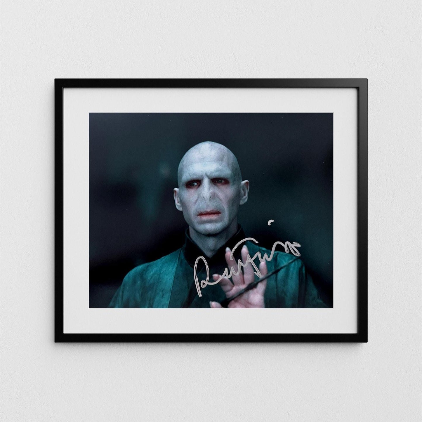 Ralph Fiennes Autograph Harry Potter Signed Poster Authentic Voldemort Signature with COA