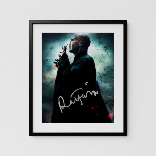 Ralph Fiennes Autograph Harry Potter Signed Poster Authentic Voldemort Signature with COA