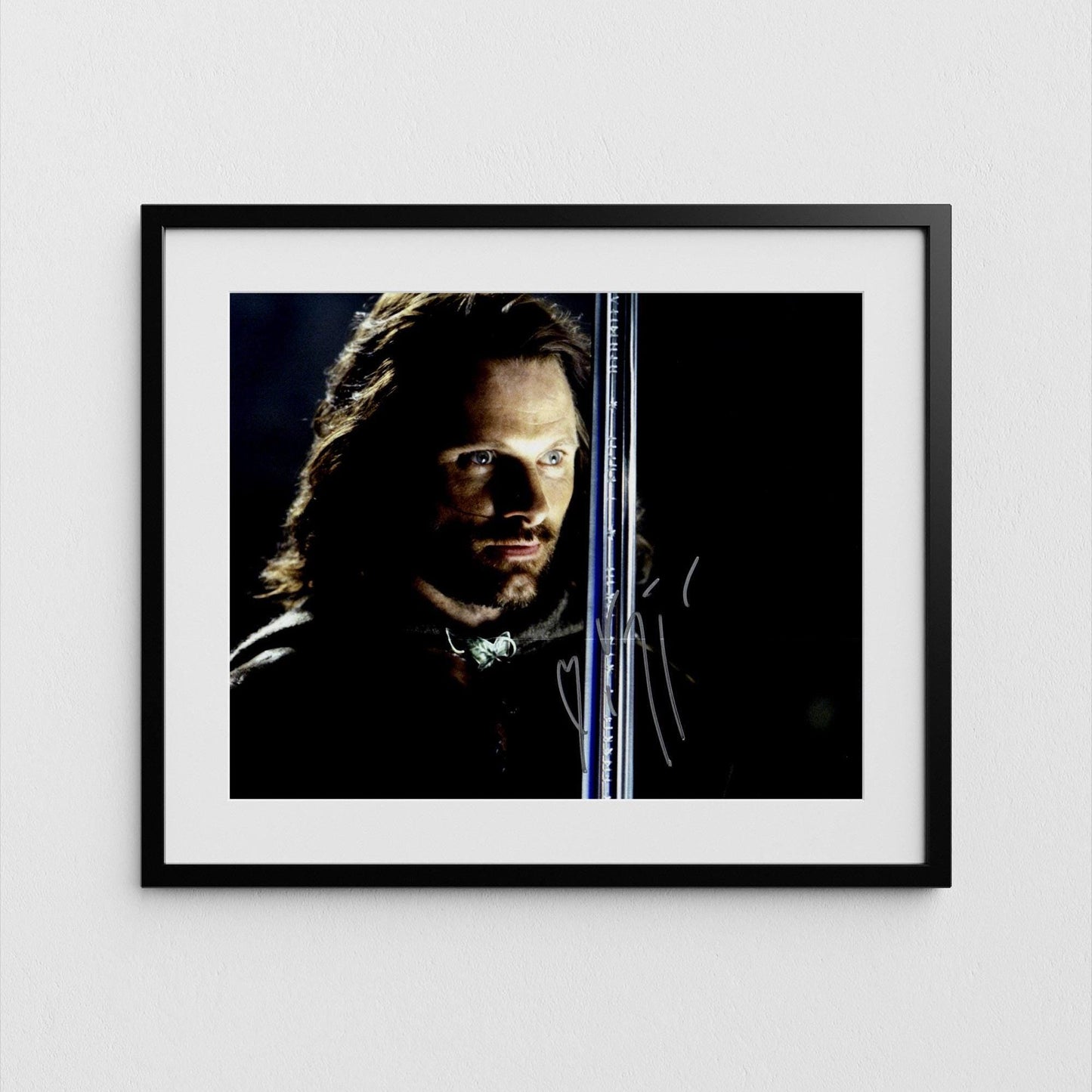 Viggo Mortensen Autograph Lord of the Rings Signed Argorn Poster Authentic Signature with COA